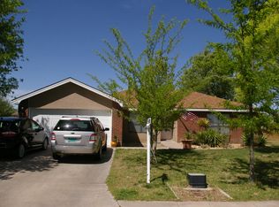 69 Bent Tree Rd, Roswell, NM 88201
