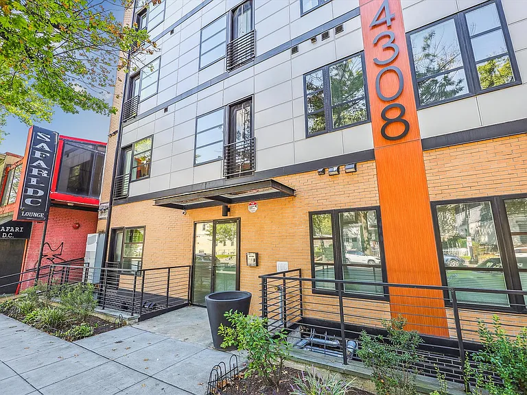 4308 Georgia Ave NW #502 — Photo 3