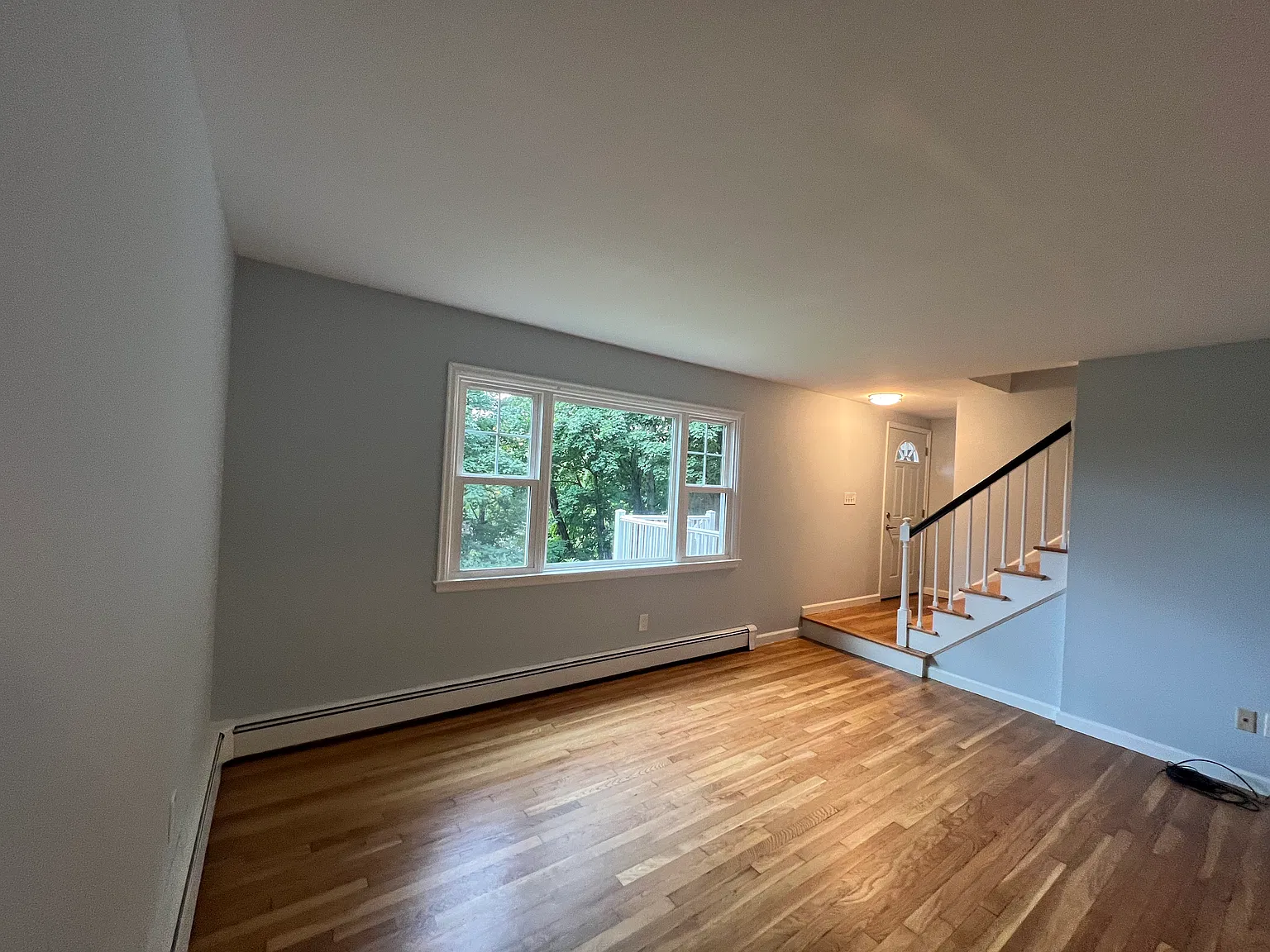 515 S Elm St — Photo 3