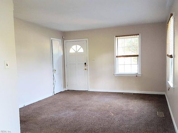 3rd image of 1 Brentwood Dr