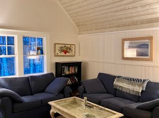 15 Pochelon St, Sunapee, NH 03782