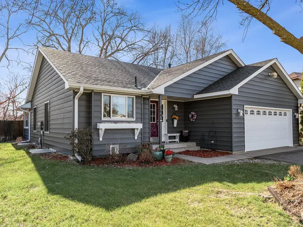 564 Jefferson Ln NW, Elk River, MN 55330