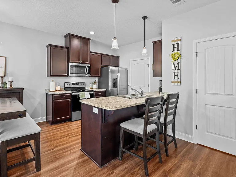 173 Chaffseed Cir — Photo 12