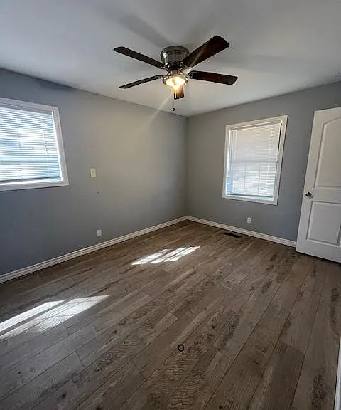 203 Vienna Cir — Photo 29
