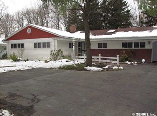 331 Hemingway Dr, Rochester, NY 14620