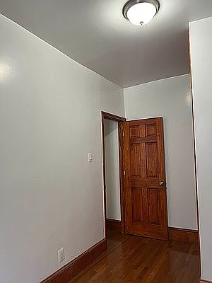 5th image of 327 E 108th St #4