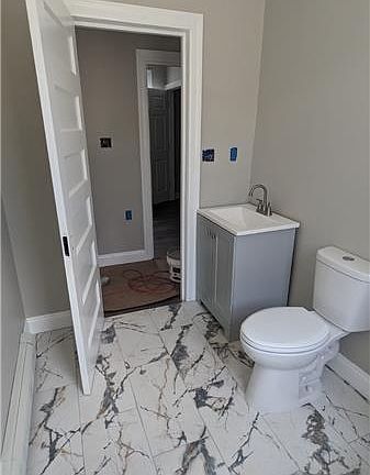 4th image of 435 Irvine Turner Blvd Floor 3