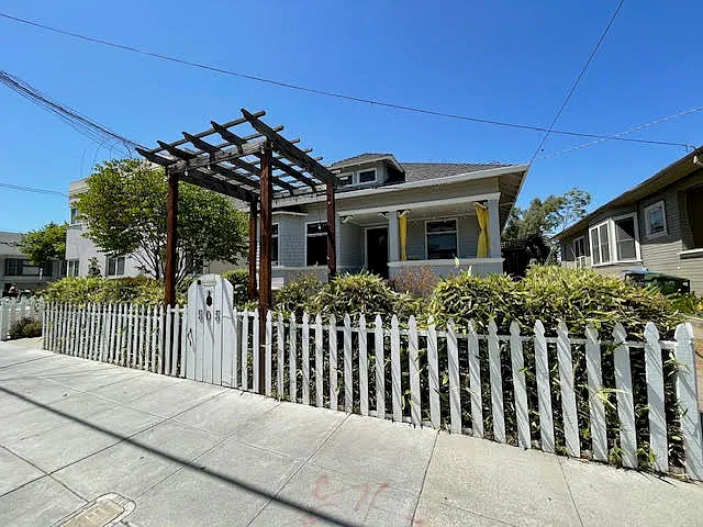 505 E Julian St — Photo 6