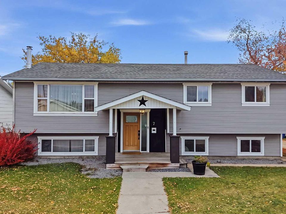 1st image of 7 Opal Ave