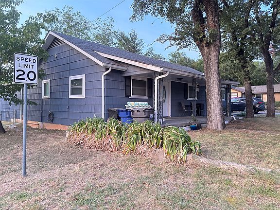 4th image of 7420 Foster Dr
