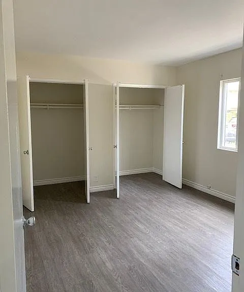 11718 Victoria Ave #1 — Photo 9