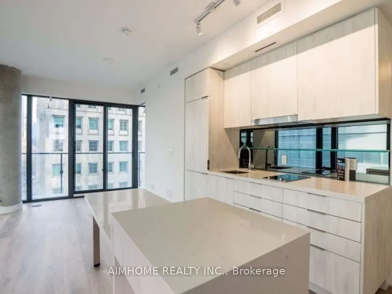215 Queen St W #708 — Photo 5