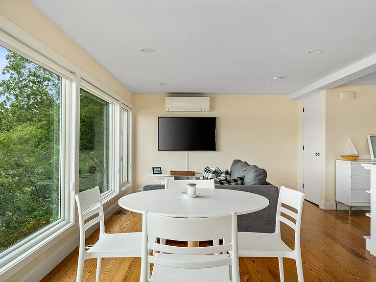 29 Great Hill Rd — Photo 11