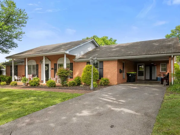 1409 Hix St, Pulaski, VA 24301