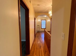 225 Holland St #2, Somerville, MA 02144