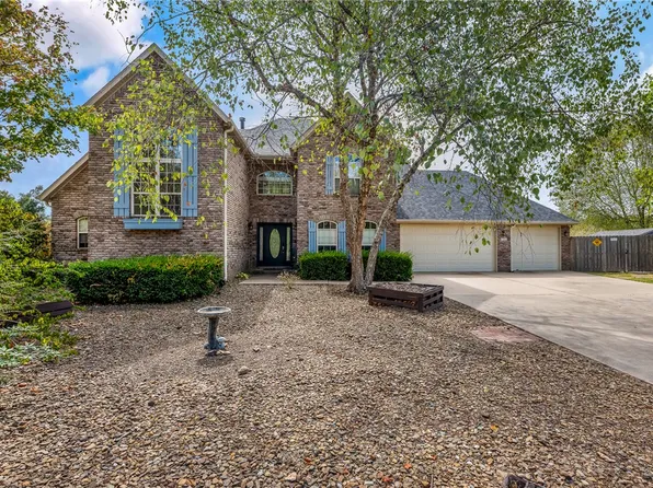 702 N 27th St, Rogers, AR 72756