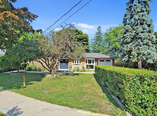8 Waterfield Dr, Toronto, ON M1P3W5