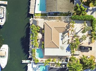 2401 SE 12th St, Pompano Beach, FL 33062