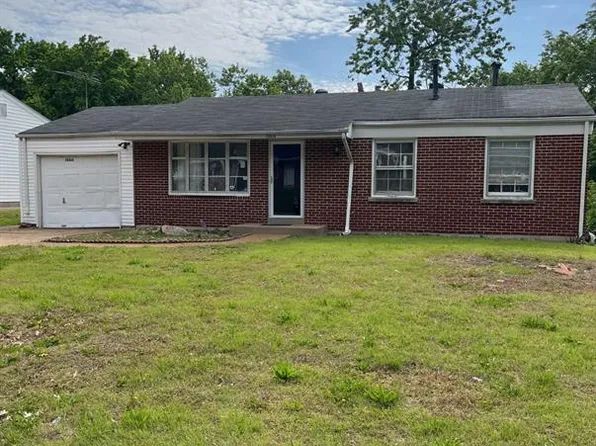 10634 Alliance Dr, Saint Louis, MO 63136