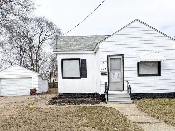 816 W Grand Ave, Muskegon, MI 49441