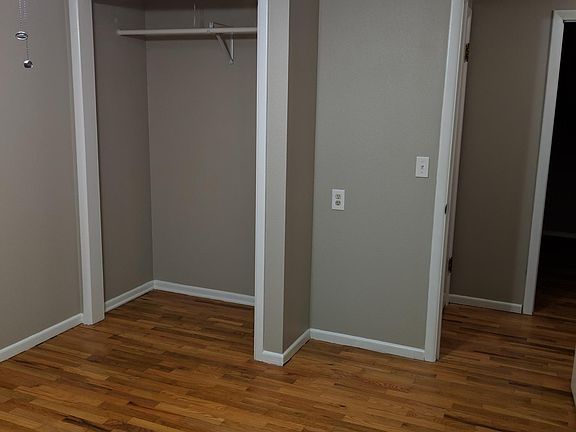 5th image of 18817 48th Ave W
