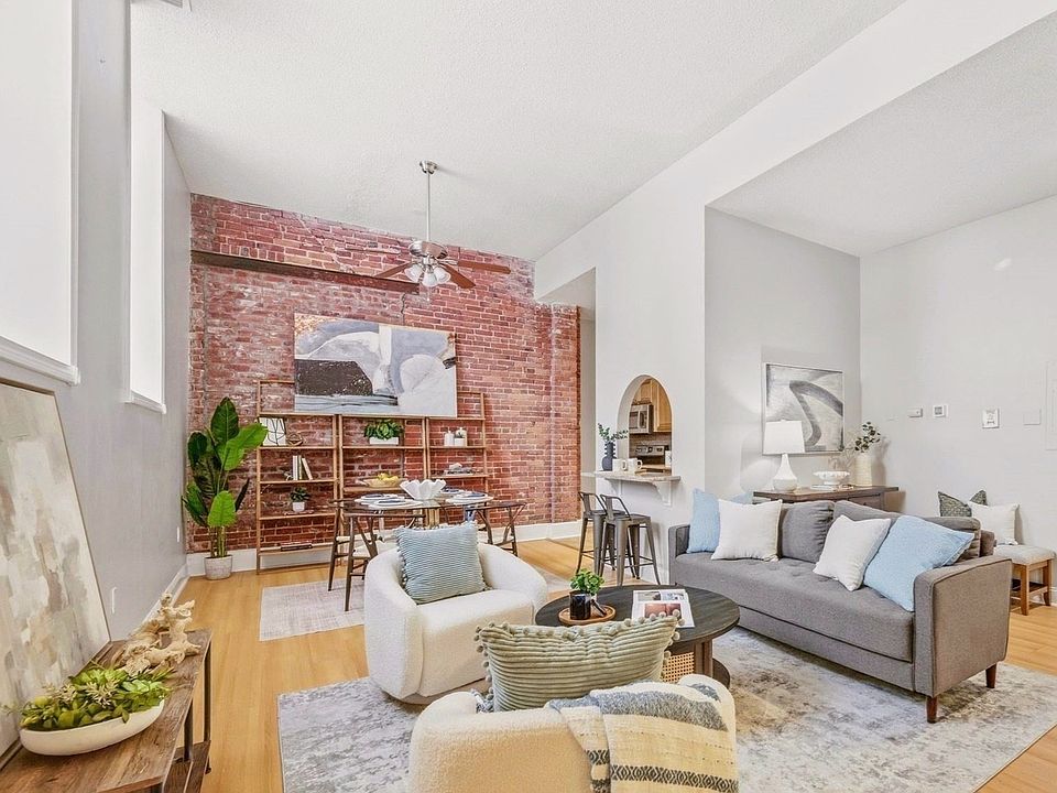 1st image of 54 Forest St APT 212