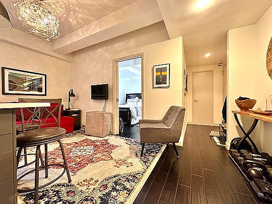 5th image of 150 E 56th St APT 12C