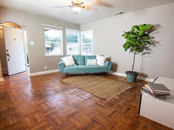 4th image of 2367 Poplar Ave #1