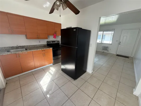 14355 NE 6th Ave #6, Miami, FL 33161