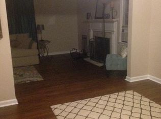 13556 Cedar Rd #2, Cleveland, OH 44118