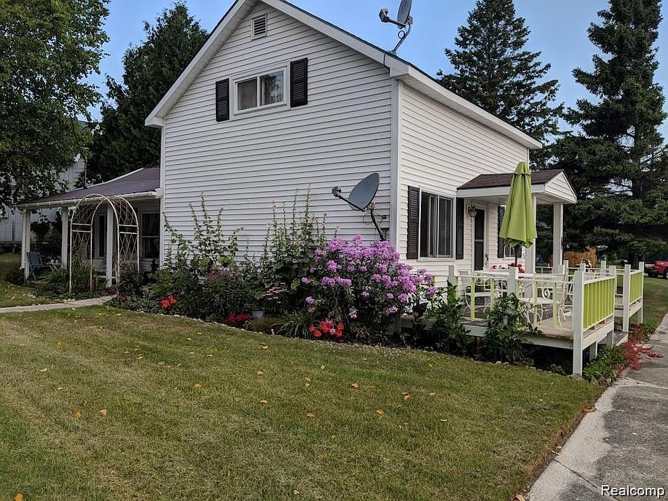 705 Sims St, De Tour Village, MI 49725 Zillow