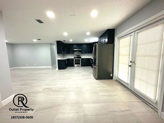 5th image of 2432 NE 28th St #0