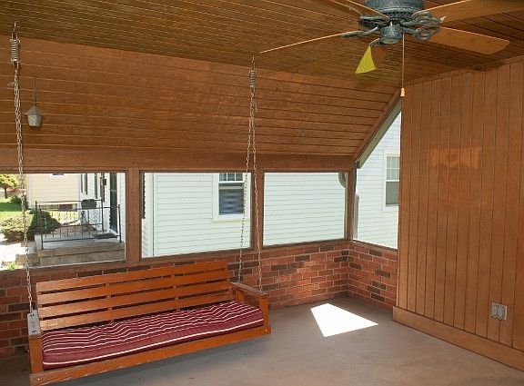 3rd image of 1223 King St