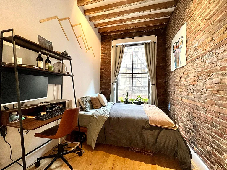 84 Franklin St #2 — Photo 9
