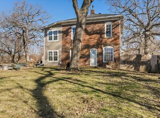 2707 Hickman Rd, Des Moines, IA 50310