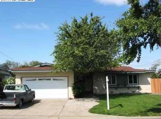 36415 Ruschin Dr, Newark, CA