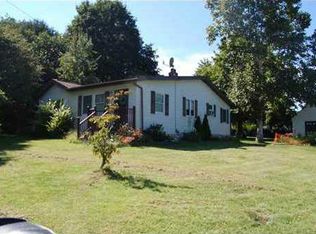 213 Aster Dr, Norvelt, PA 15674