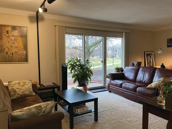 1257 Island Dr APT 103, Ann Arbor, MI 48105