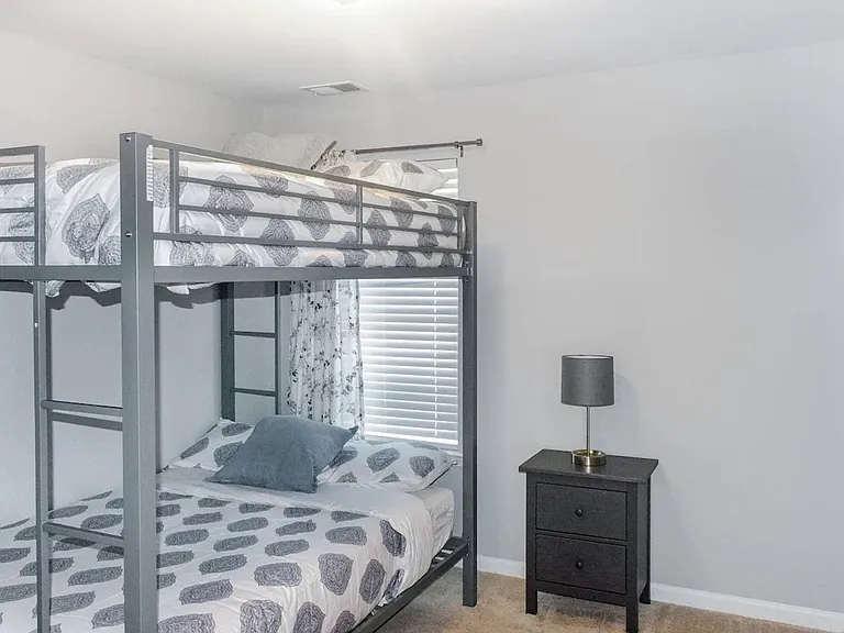 3196 Laurel Ridge Cir — Photo 15
