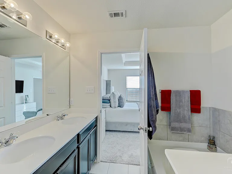 2207 Heaton St — Photo 19