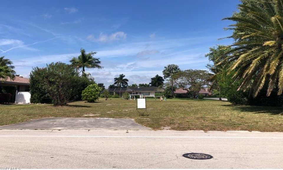 1st image of 9750 Cypress Lake Dr