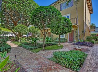 72 SE 6th Ave E APT C, Delray Beach, FL 33483