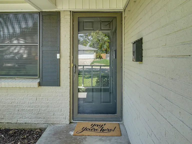8610 Graywood Dr — Photo 24