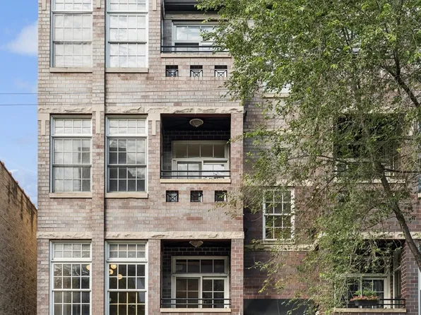3836 N Clark St, Chicago, IL 60613