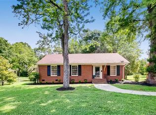 3121 Spring Valley Rd, Charlotte, NC 28210