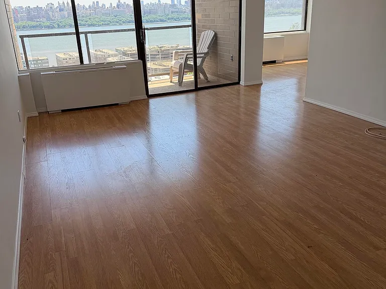 9060 Palisade Ave #705 — Photo 3