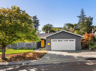 30 De Ford Dr, San Rafael, CA 94903