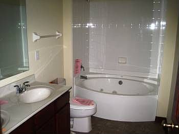 2nd image of 542 Slate Ln