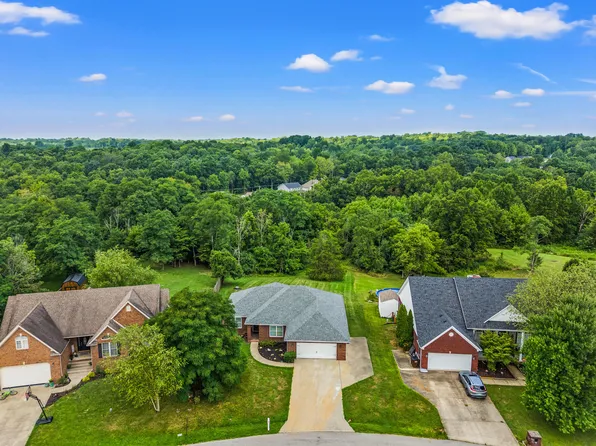 233 Lakeside Dr, Georgetown, KY 40324