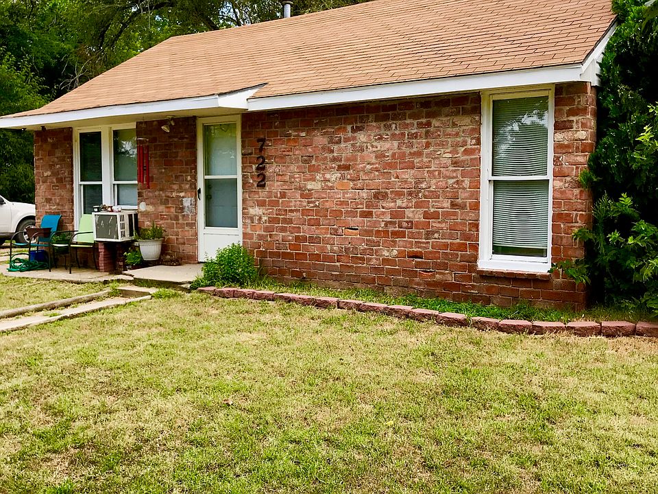 1st image of 722 Brookside Dr